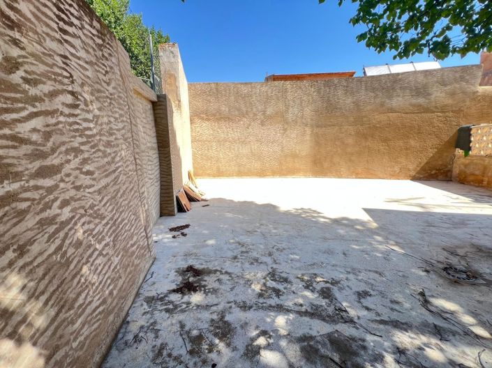 Image No.30-5 Bed Townhouse for sale