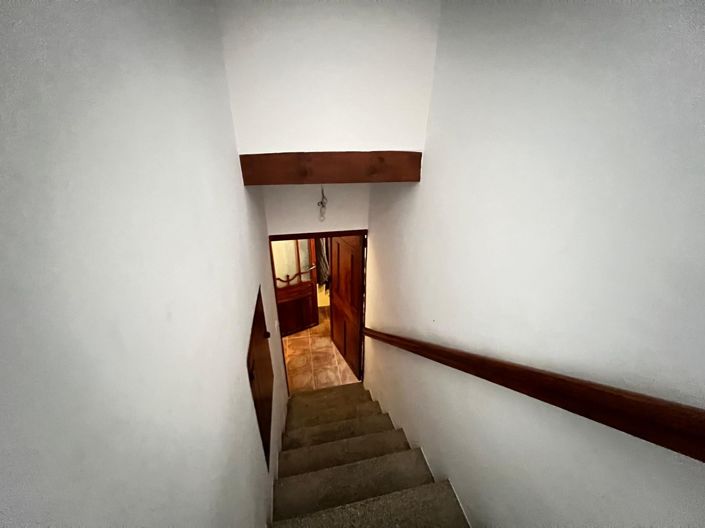 Image No.36-5 Bed Townhouse for sale