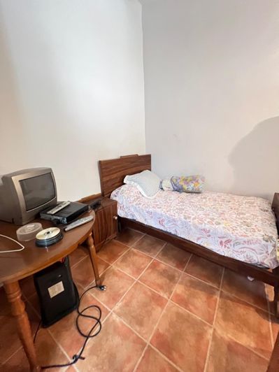 Image No.47-5 Bed Townhouse for sale