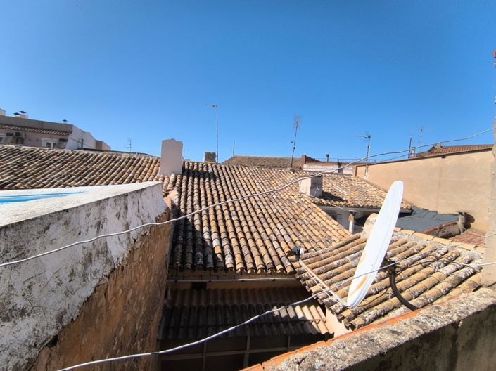 Image No.24-5 Bed Townhouse for sale