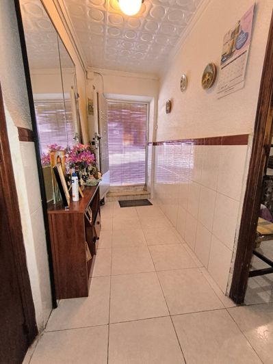 Image No.27-5 Bed Townhouse for sale