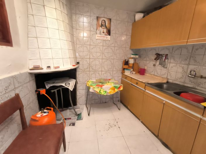 Image No.9-5 Bed Townhouse for sale