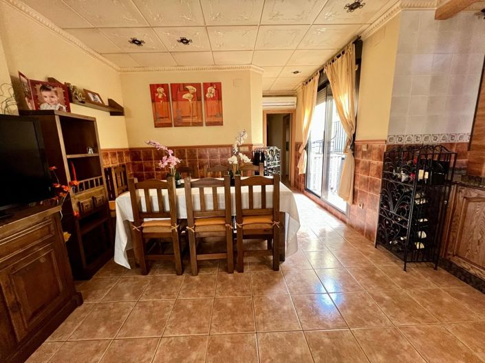 Image No.16-3 Bed Townhouse for sale