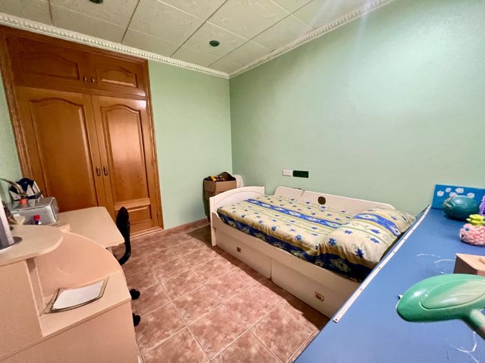 Image No.25-3 Bed Townhouse for sale