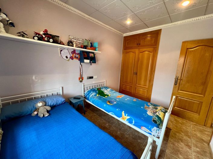 Image No.27-3 Bed Townhouse for sale