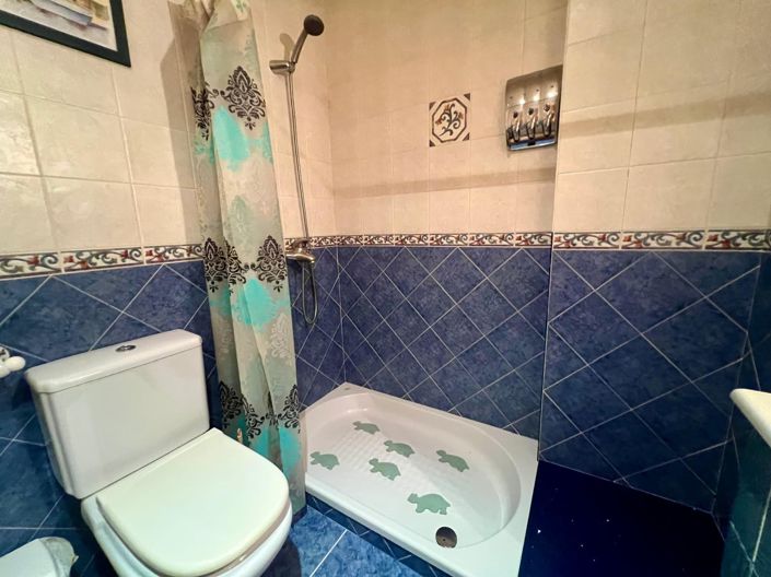 Image No.37-3 Bed Townhouse for sale