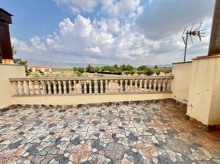 Image No.7-3 Bed Townhouse for sale