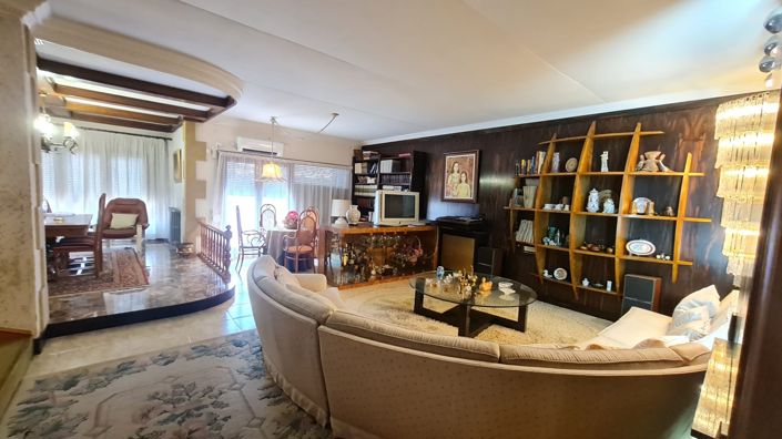 Image No.23-4 Bed Townhouse for sale