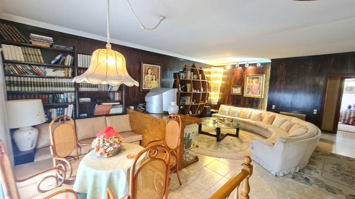 Image No.25-4 Bed Townhouse for sale