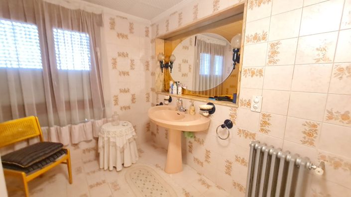 Image No.34-4 Bed Townhouse for sale