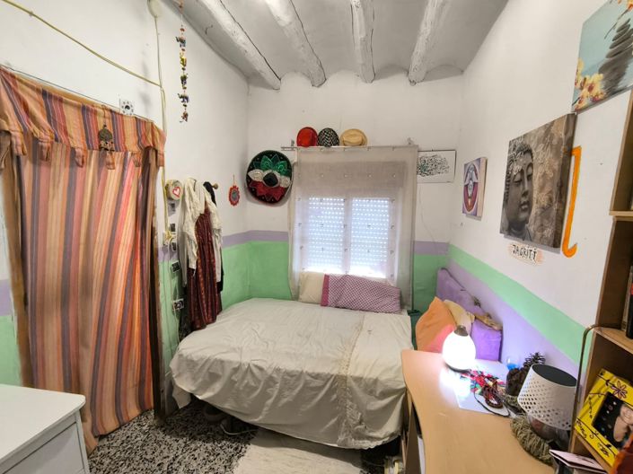 Image No.8-5 Bed Country House for sale