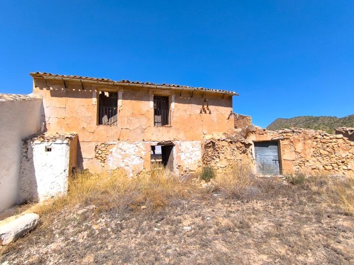 Image No.16-2 Bed Country House for sale