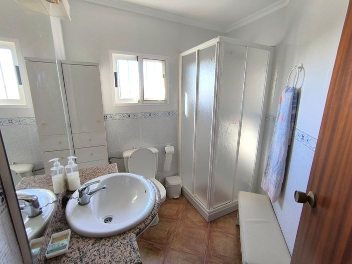 Image No.13-3 Bed Villa for sale