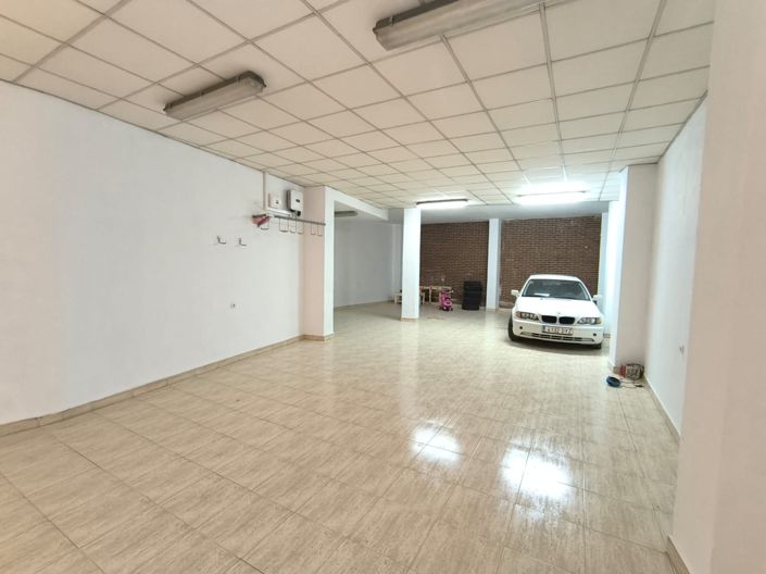 Image No.22-5 Bed Townhouse for sale