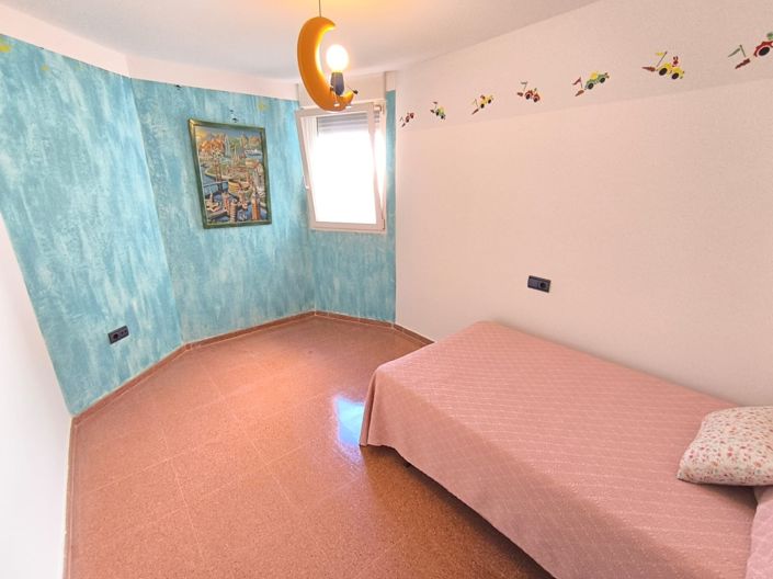 Image No.10-3 Bed Apartment for sale