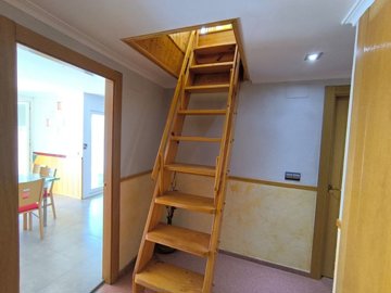 o1j5tj27qaqcgtmcspe1ktc1eem25