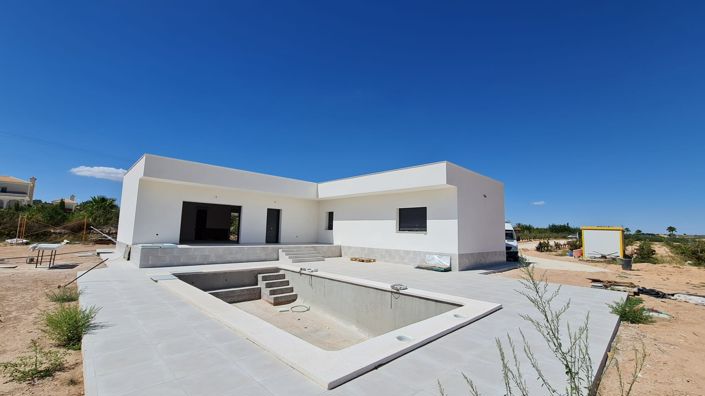 Image No.2-3 Bed Villa for sale