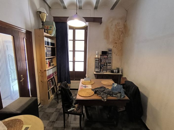 Image No.19-5 Bed Townhouse for sale