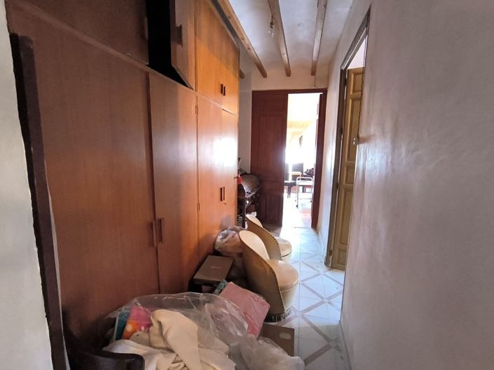 Image No.7-5 Bed Townhouse for sale