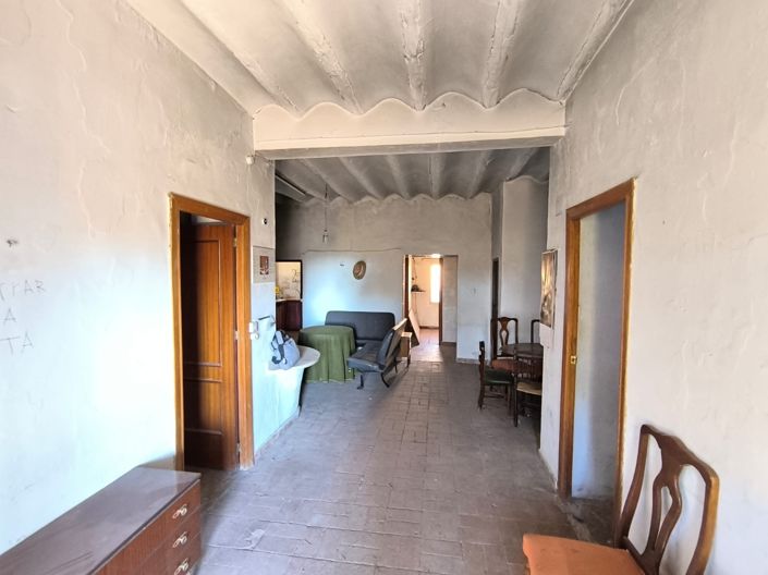 Image No.11-4 Bed Country House for sale