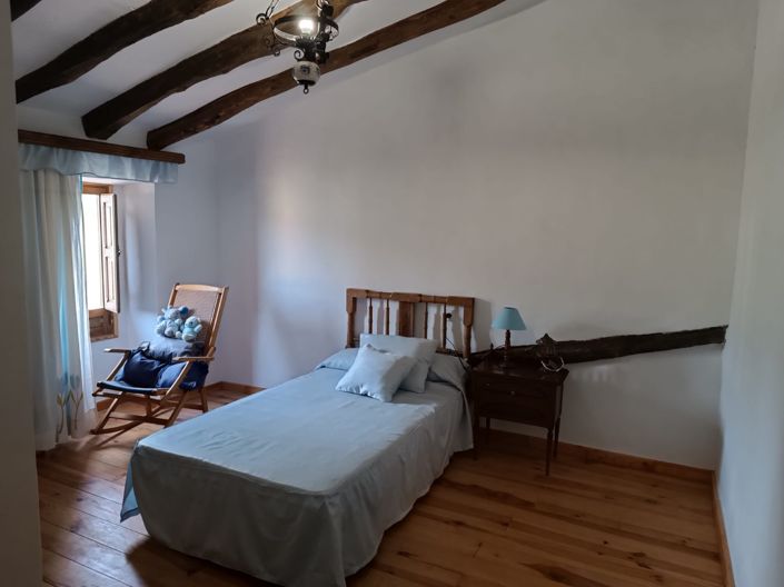 Image No.14-6 Bed Country House for sale