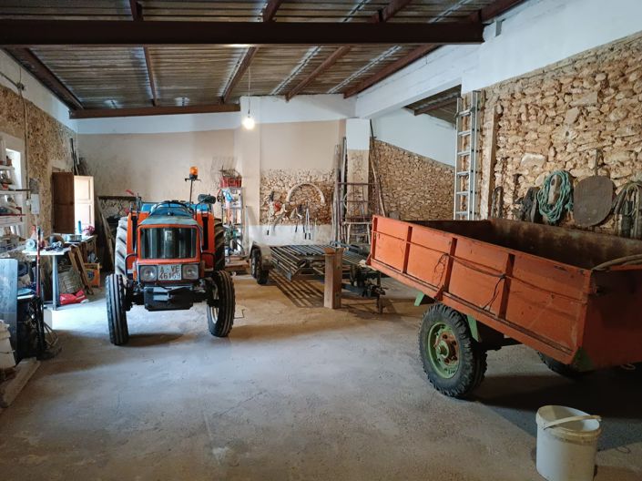 Image No.28-6 Bed Country House for sale