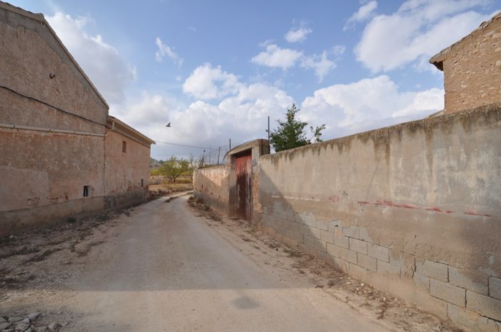 Image No.16-4 Bed Country House for sale