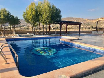 d68f6280533c9568f6280533cde