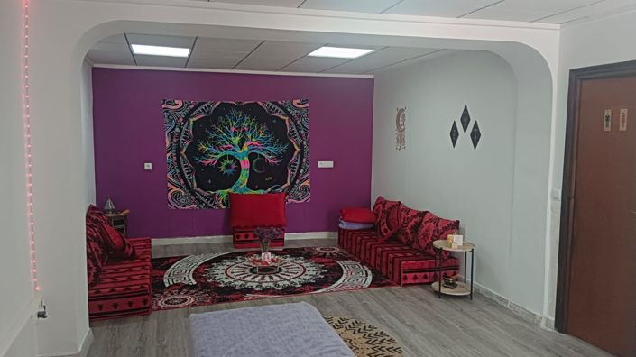 Image No.1-4 Bed Townhouse for sale