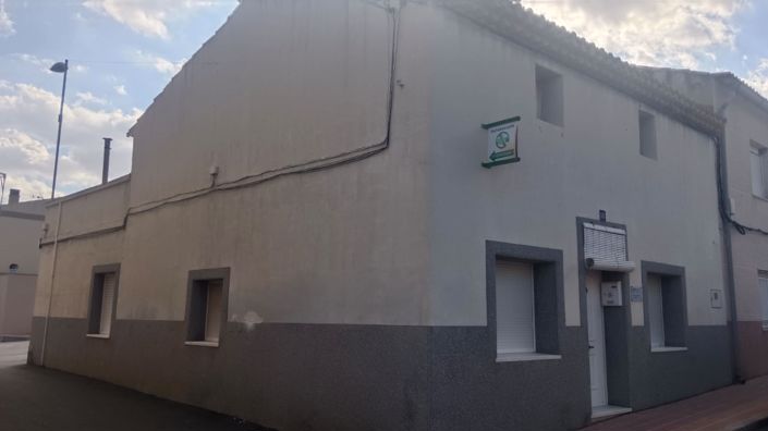 Image No.23-4 Bed Townhouse for sale