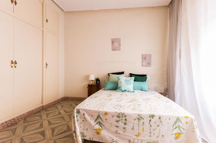 Image No.9-3 Bed Townhouse for sale