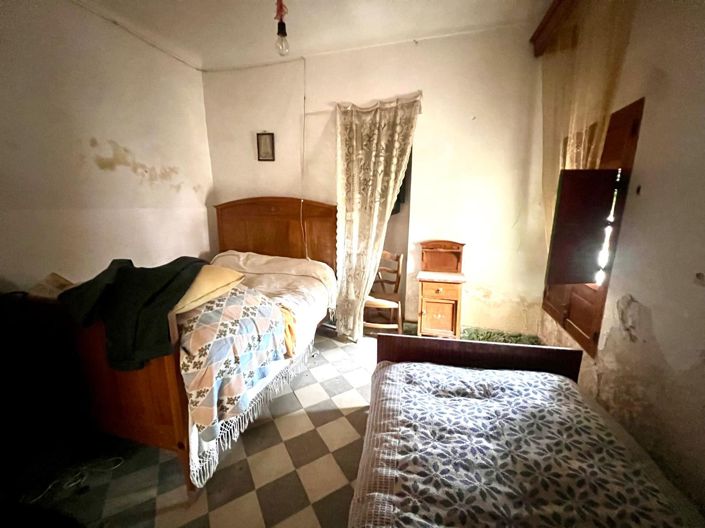 Image No.8-3 Bed Country House for sale