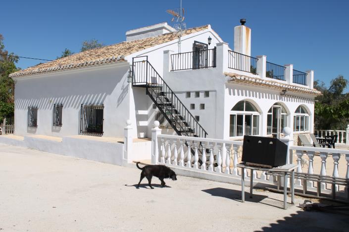 Image No.4-4 Bed Country Property for sale