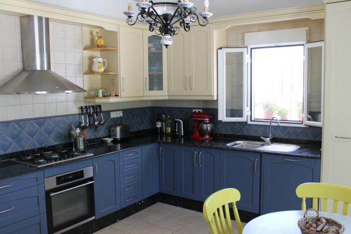 Image No.10-4 Bed Country Property for sale