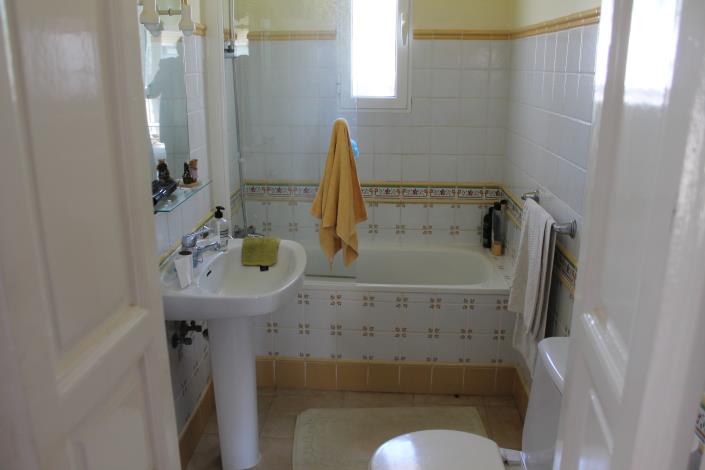 Image No.13-4 Bed Country Property for sale