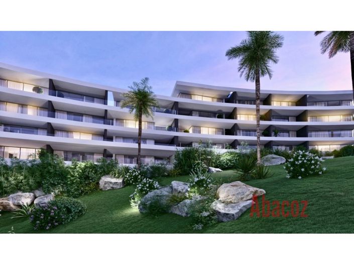 Image No.20-3 Bed Apartment for sale