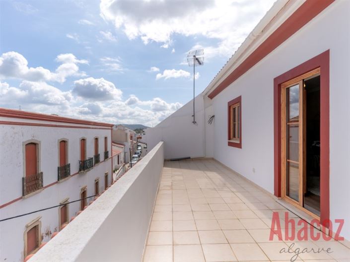 Image No.23-4 Bed Townhouse for sale