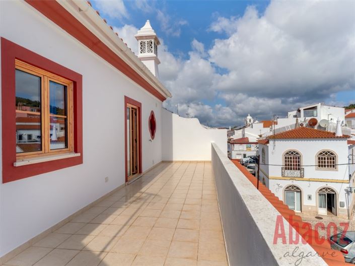 Image No.24-4 Bed Townhouse for sale