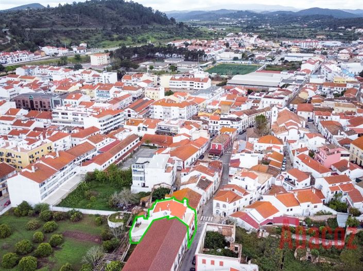 Image No.34-4 Bed Townhouse for sale