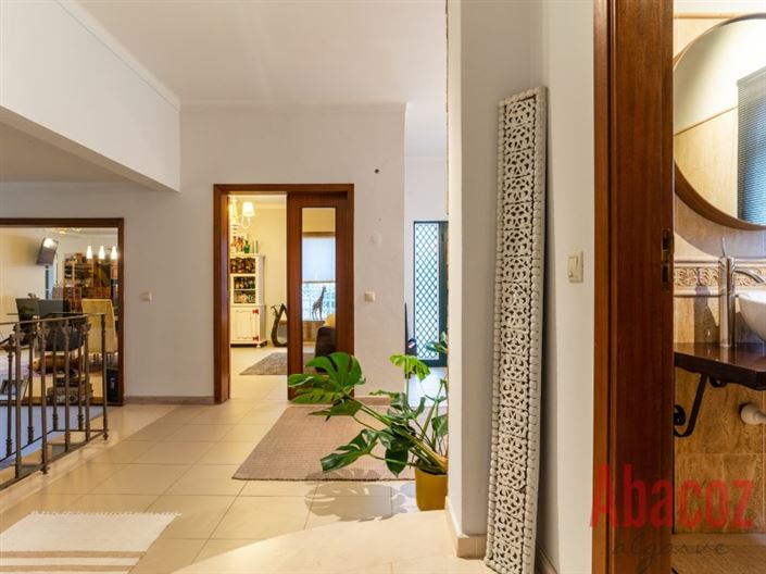 Image No.13-4 Bed Villa for sale