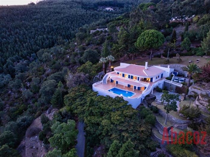 Image No.48-5 Bed Villa for sale