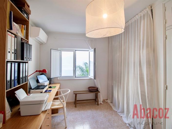 Image No.24-3 Bed Townhouse for sale