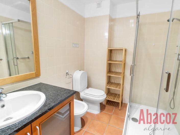 Image No.16-2 Bed Apartment for sale