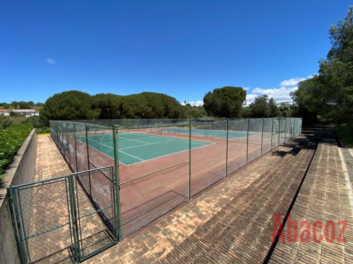 Image No.20-2 Bed Apartment for sale