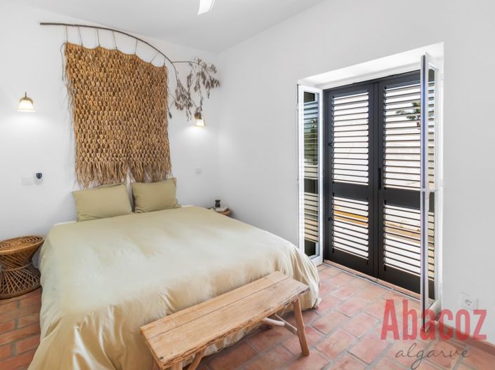 Image No.12-4 Bed Villa for sale