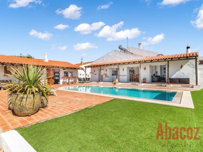 Image No.17-4 Bed Villa for sale