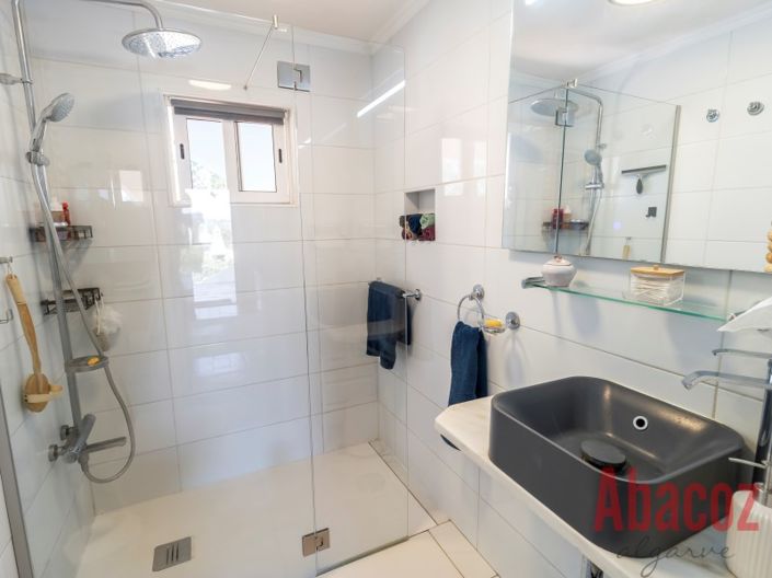 Image No.13-4 Bed Villa for sale