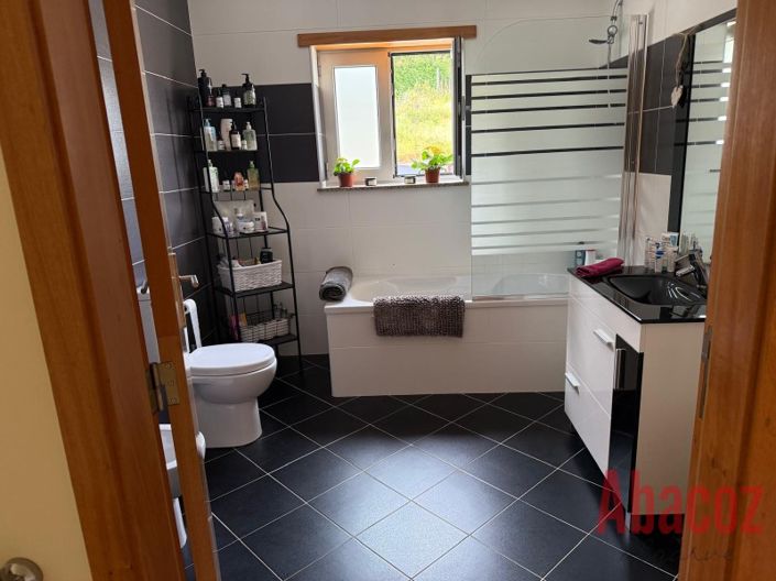 Image No.19-3 Bed Villa for sale