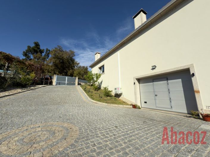 Image No.31-3 Bed Villa for sale