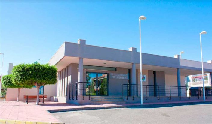 Image No.35-2 Bed Property for sale